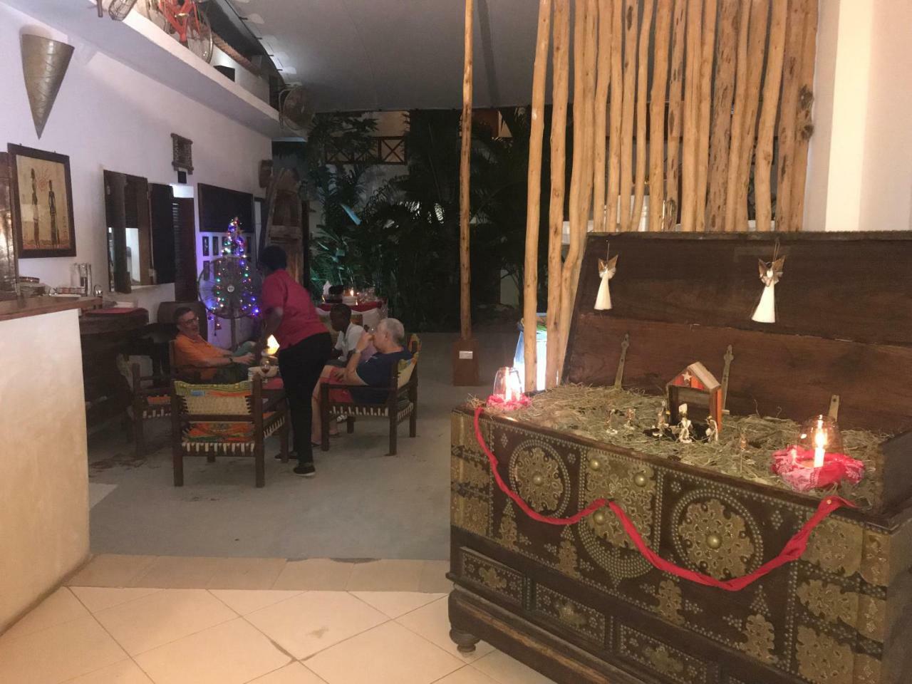 27 Cafe Zanzibar Airport Hotel Exterior foto